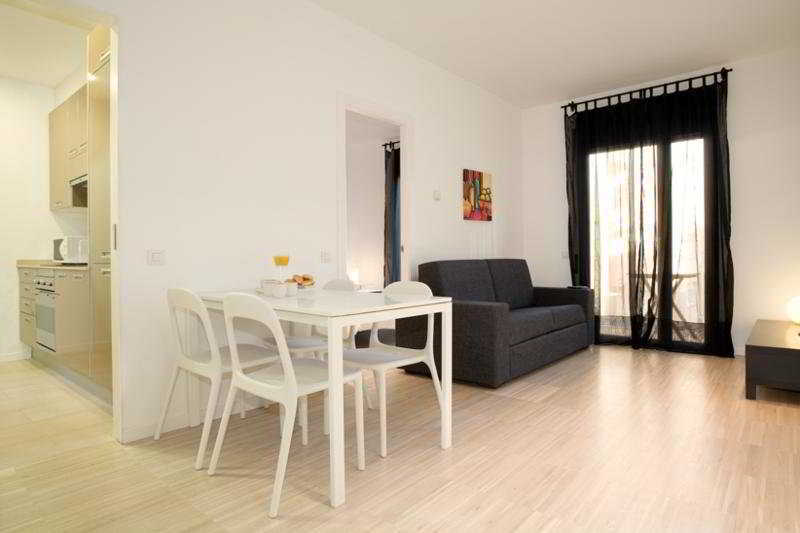 Mh Apartments Sant Pau Barcelona Exteriör bild