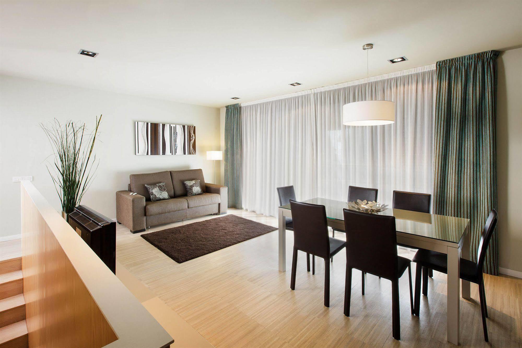 Mh Apartments Sant Pau Barcelona Exteriör bild